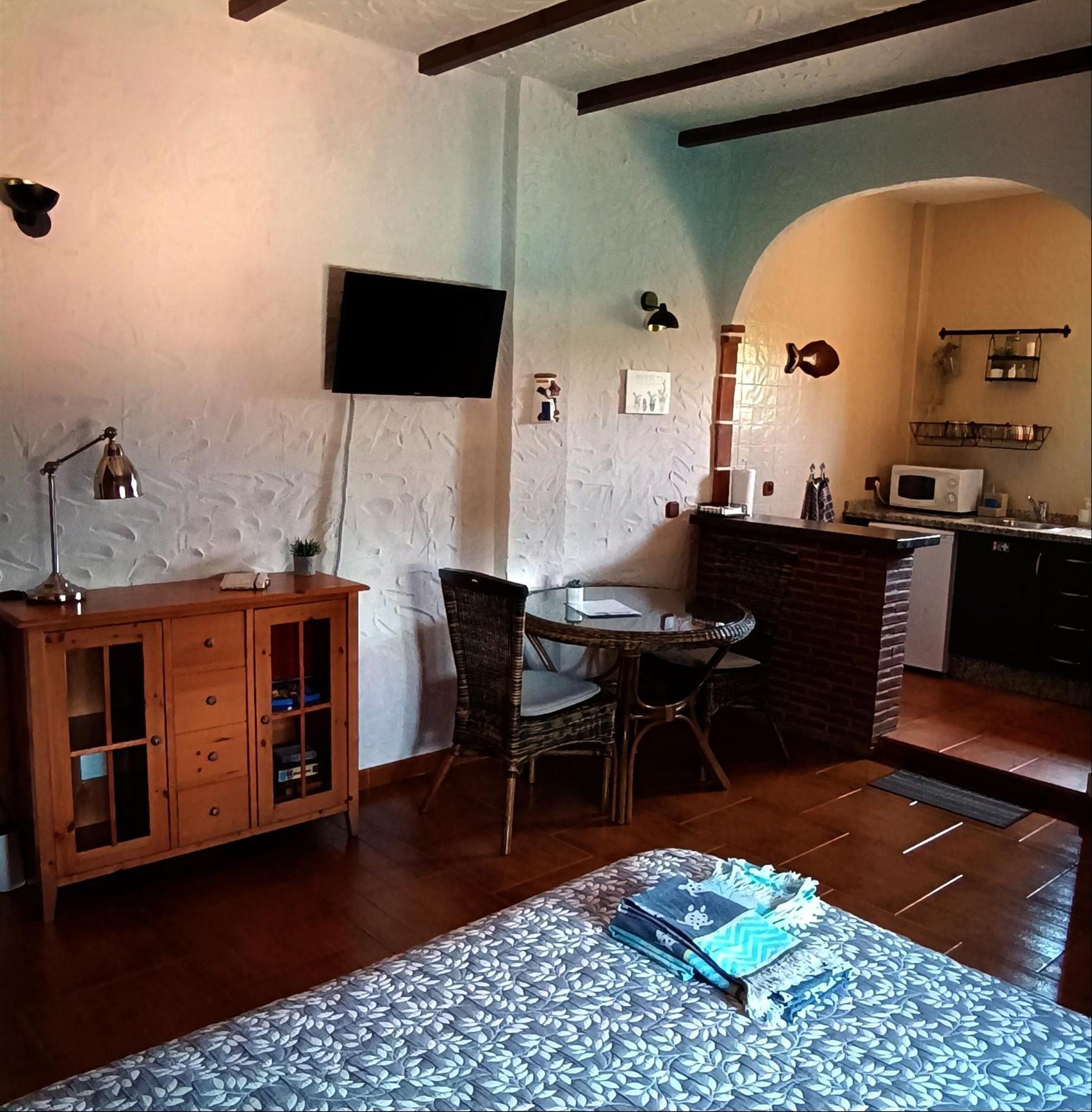 Bed and Breakfast Cortijo Petra à Villanueva del Rosario Extérieur photo